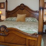 Master bedroom with king size bed - Ocean Villa 2302