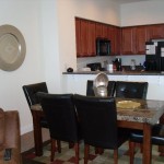 Dining area with seating for 6 and a fully equipped kitchen - Palazzo 106