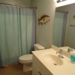 Second bathroom - Tidewater 401